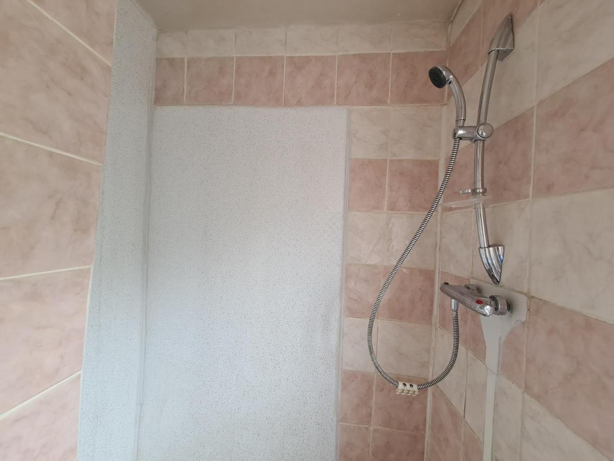 فندق Ground Floor Flat , 31 Lena Street, Easton,Bristol Avon, Uk المظهر الخارجي الصورة